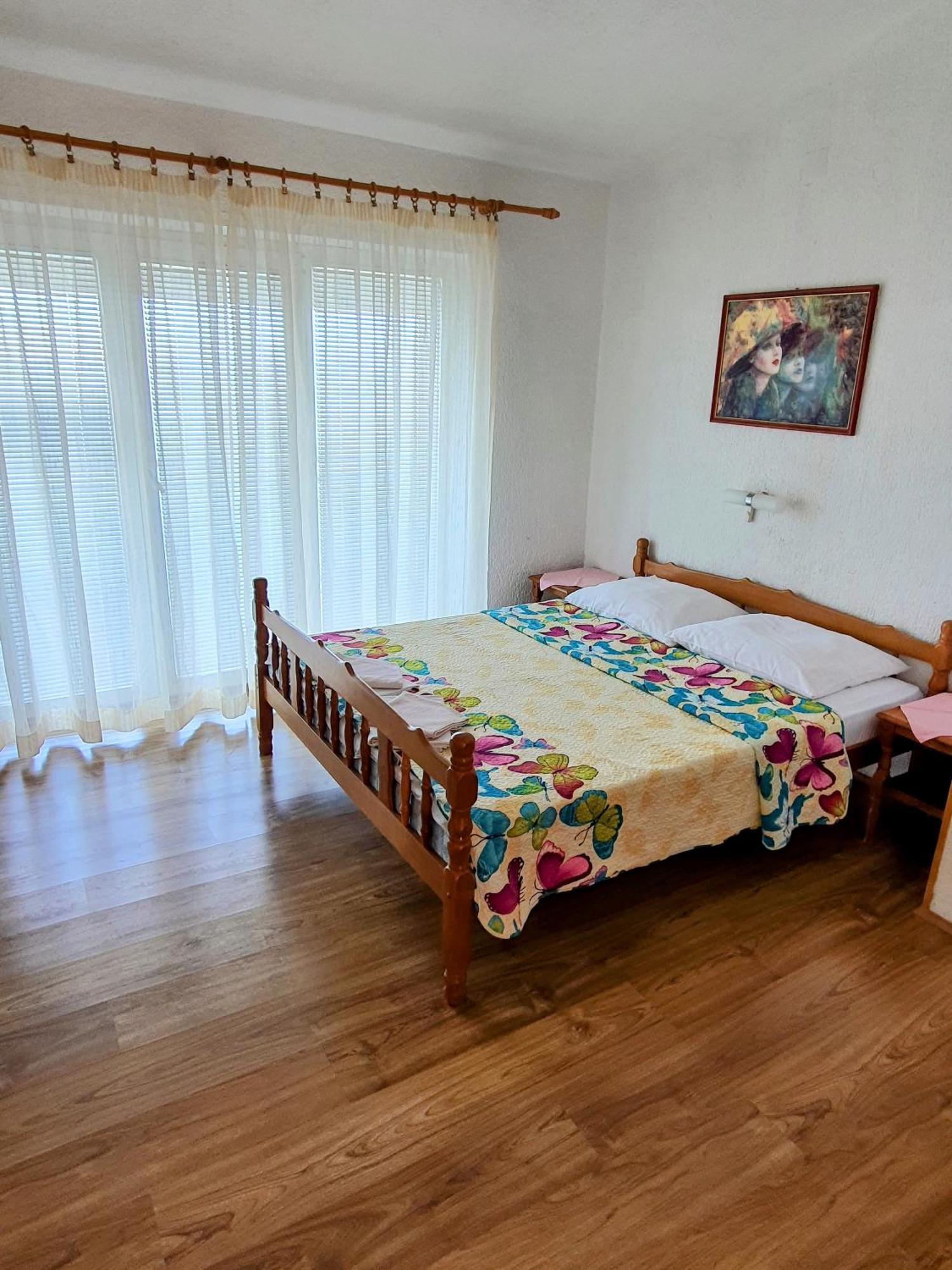 Apartments - Buffet 2B Sveti Juraj Rom bilde